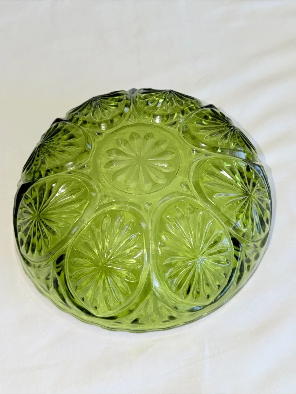 Vintage Anchor Hocking Medallion Glass Bowls Avocado Green & Amber Gold Set of 2